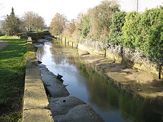 <span class="mw-page-title-main">Barnes Cray</span> Human settlement in England