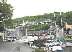 Puente de carretera en The Marina, Y Felinheli - geograph.org.uk - 227475.jpg