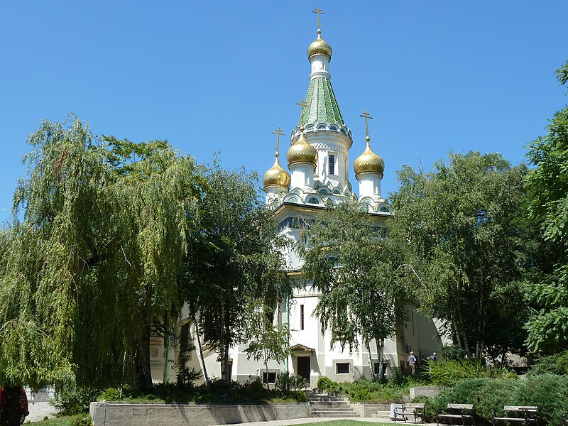 File:Russian Church in Sofia (6070340100).jpg