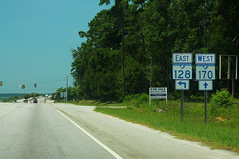 File:SC170wRoadSign-SC128eSign (31381501061).jpg