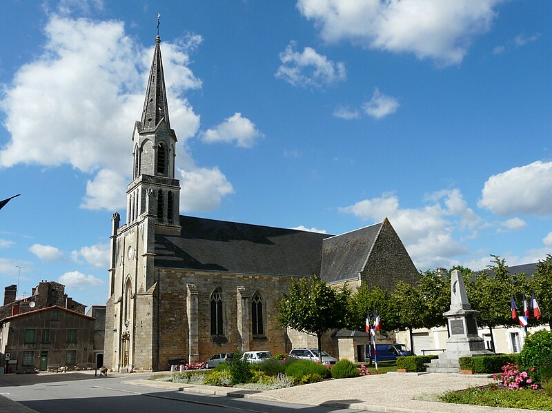 File:Saint-Loup-sur-Thouet église.JPG