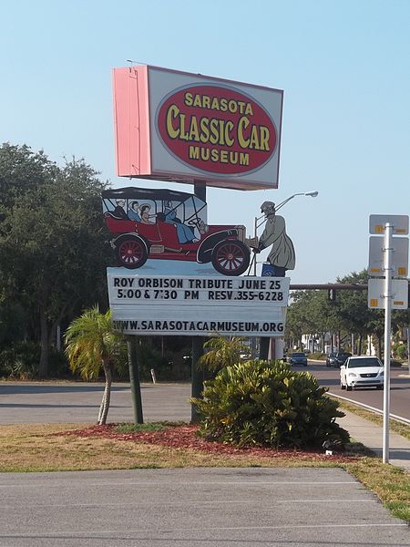 File:Sarasota FL Classic Car msm sign01.jpg