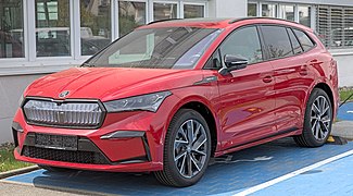 Škoda Enyaq Sportline - leftfront view