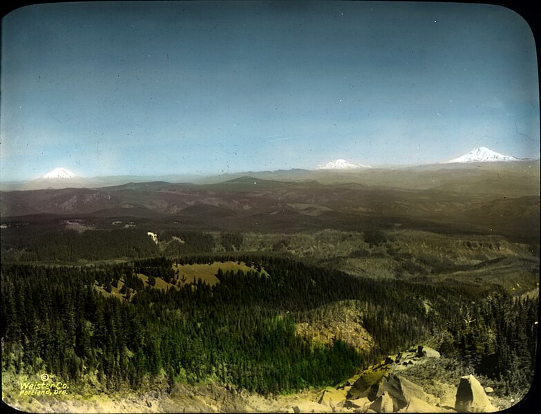 File:Snow capped peaks Mount Saint Helens, Mount Rainier, and Mount Adams (3678867207).jpg