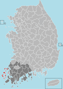 新安郡在韩国及全罗南道的位置