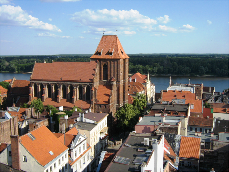 File:Stare Miasto w Toruniu, widok z wieży ratuszowej (widoczny kościół św. Janów) (Ola Z.).png