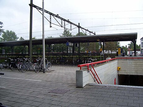 File:Stationbergen2.jpg