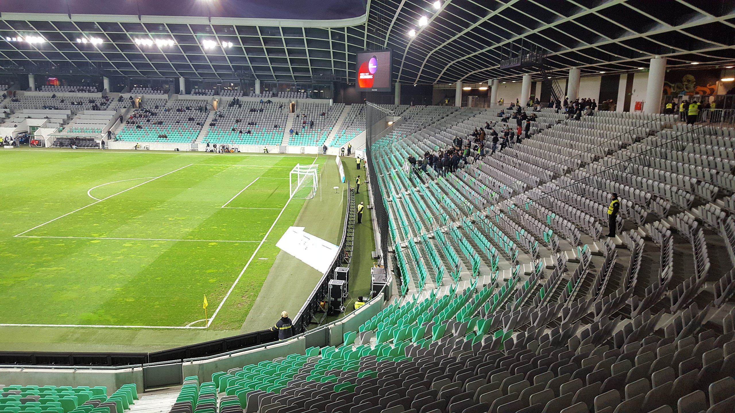 File:Stadion IMT Beograd.jpg - Wikimedia Commons