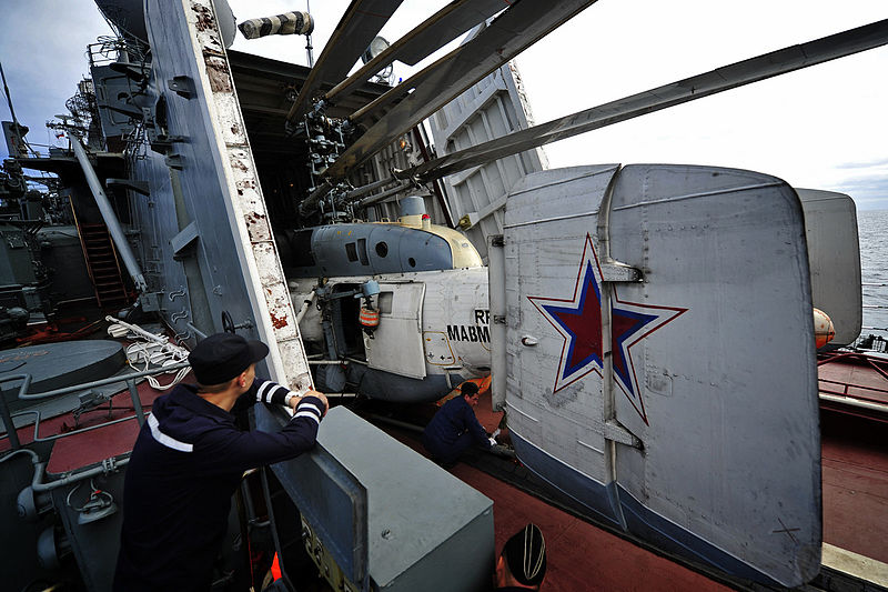 File:Storing a Russian Navy Kamov Ka-27PS (RF-34145) (3).jpg