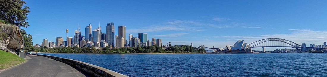 Sydney City Panorama (20155327722).jpg