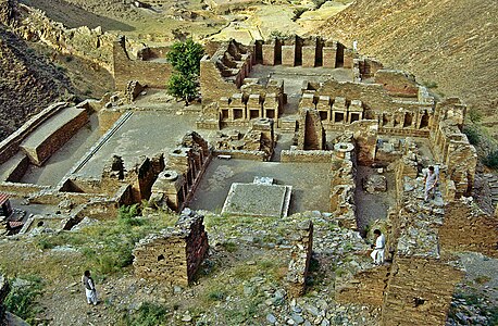 Takht-i-BahiGesamt.jpg