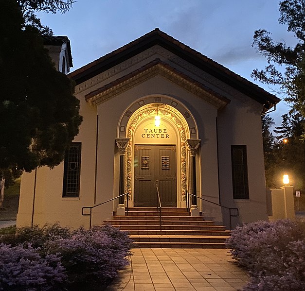 File:Taube Center of the Notre Dame de Namur University (cropped).jpg