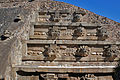 Teotihuacan - "Ölüler Yolu" kenarlarında "Talud-tablero" piramit Quetzalcoatl