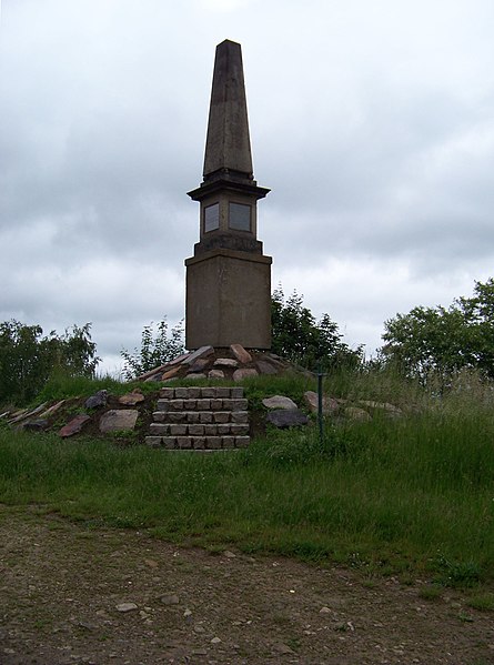 File:Teplice, Nová Ves, Kudlichův pomník (03).jpg