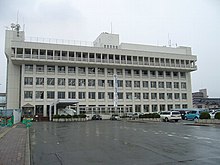 敦賀市本庁舎、2006年撮影）