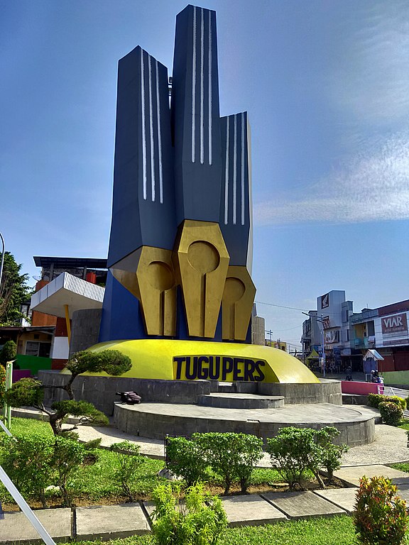 File:Tugu Pers Jambi.jpg - Wikimedia Commons