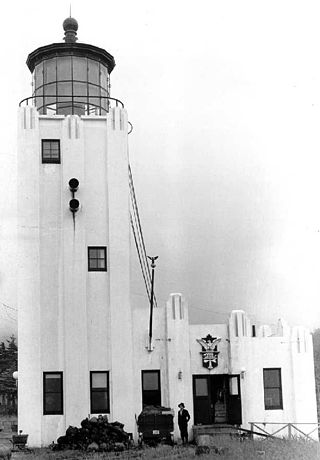 <span class="mw-page-title-main">Cape Hinchinbrook Light</span> Lighthouse