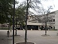 Thumbnail for File:UT Southwestern Dallas Plaza1.jpg