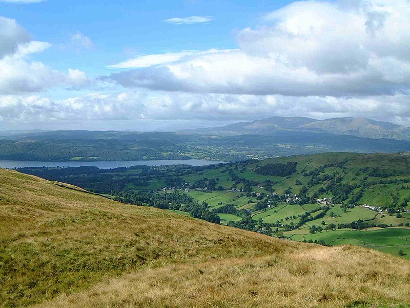 File:WINDERMERE FROM SOUR HOWES (2).JPG