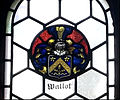 Wappen der Familie Wallot im Fenster der Katharinenkirche in Oppenheim