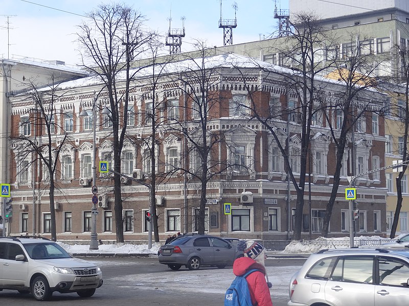 File:Weiner Street street 6, Yekaterinburg (1).jpg