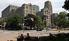 Whitney Block, Toronto.  Vista do Queen's Park.jpg