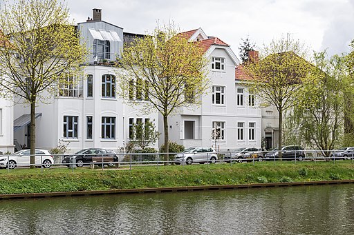 Wohnhäuser Uferstr. 20, 18 & 16 am Küstenkanal in Oldenburg