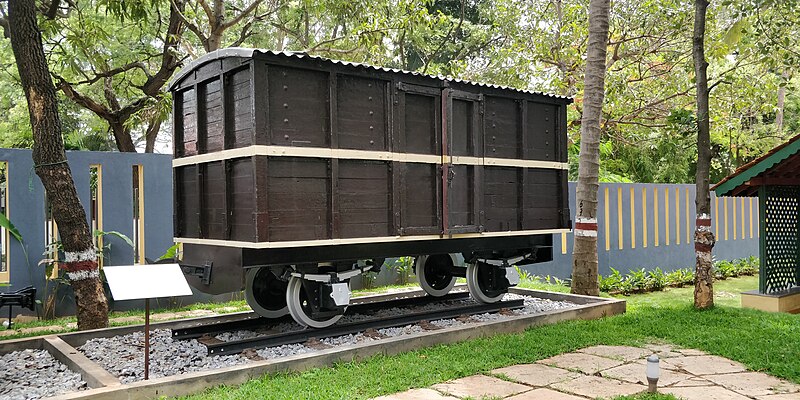 File:Wooden Wagon 20200604 115600.jpg