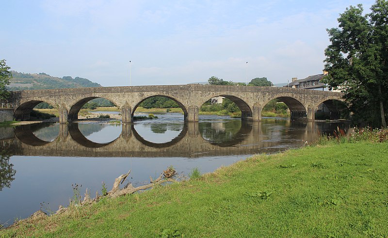 File:Wye Bridge, Builth Wells (c1780).jpg
