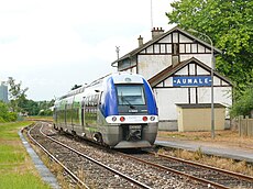 X76603 en gare d'Aumale vers Beauvais.JPG