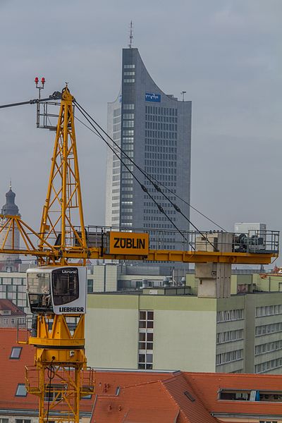 File:Züblin Kran in Leipzig - Neubau Wohnanlage Schumanns Gärten (3).jpg