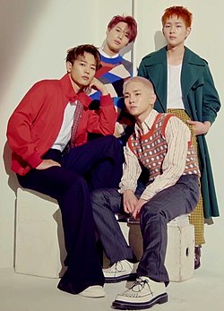 Shinee toukokuussa 2018 Ylhäältä alas, oikealta vasemmalle: Taemin, Onew, Minho ja Key