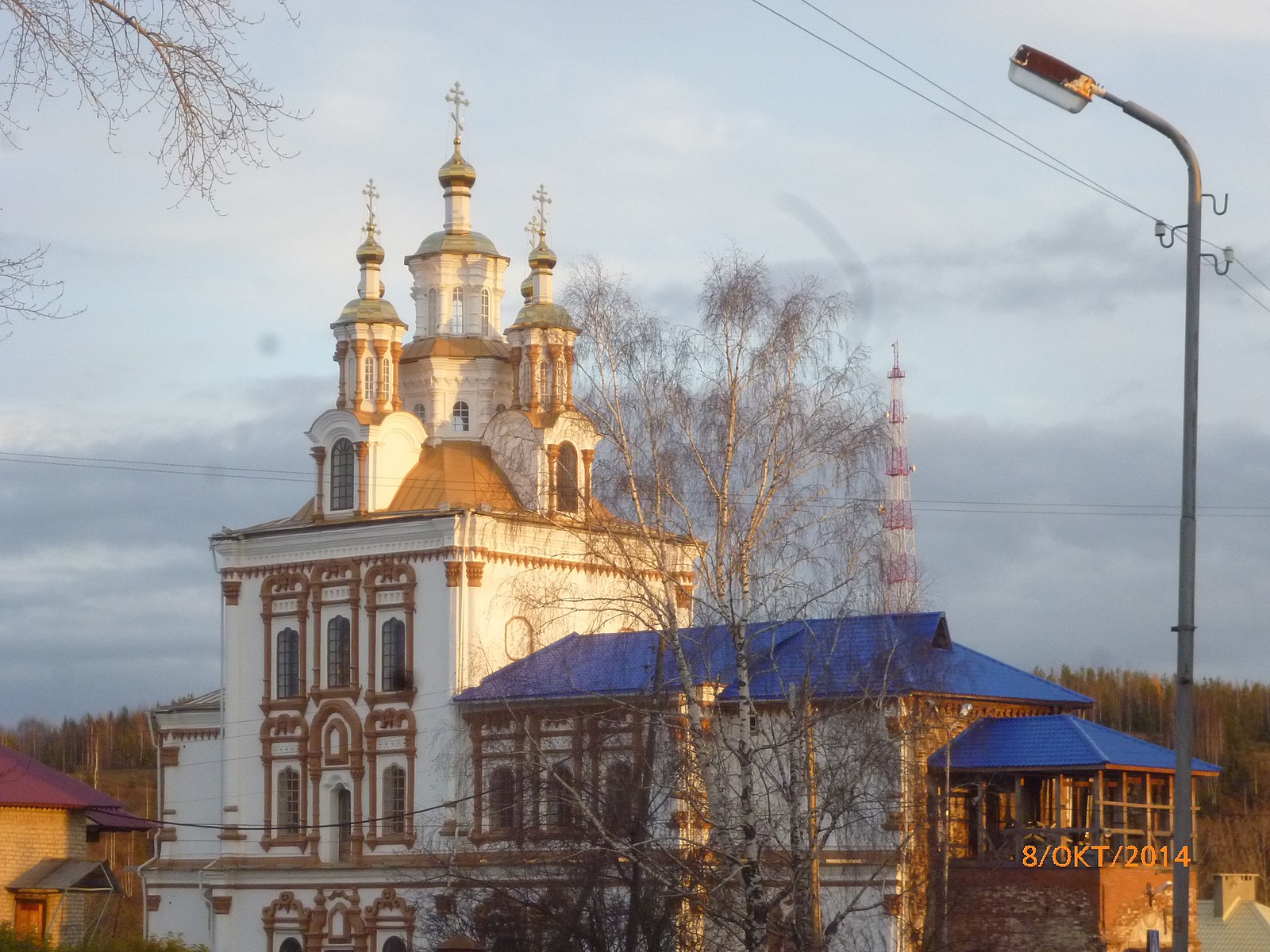 Введенский собор Карпинск фасад