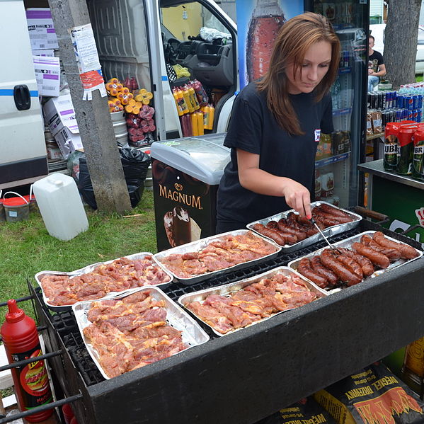 File:02014 Jahrmarkt in Mrzygłód.JPG