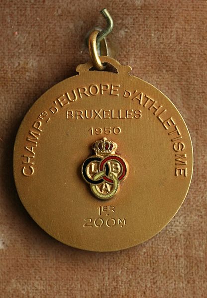 File:1950 European Athletics Championships Gold Medal for the 200m.jpg