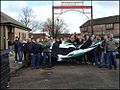 Diese Hooligans aus Schottland sind Fans von Hilbernian Edinburgh. Die Britische Flagge in grün ist ihr Symbol.