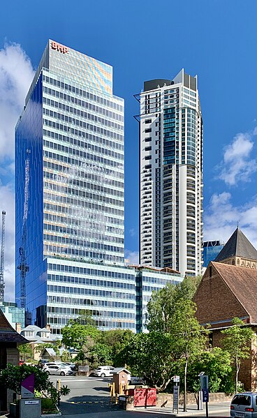 File:480 Queen Street, Aurora Tower seen from Adelaide Street, Brisbane, 2020.jpg