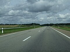 Autostrada A2 w pobliżu miasta Poniewież