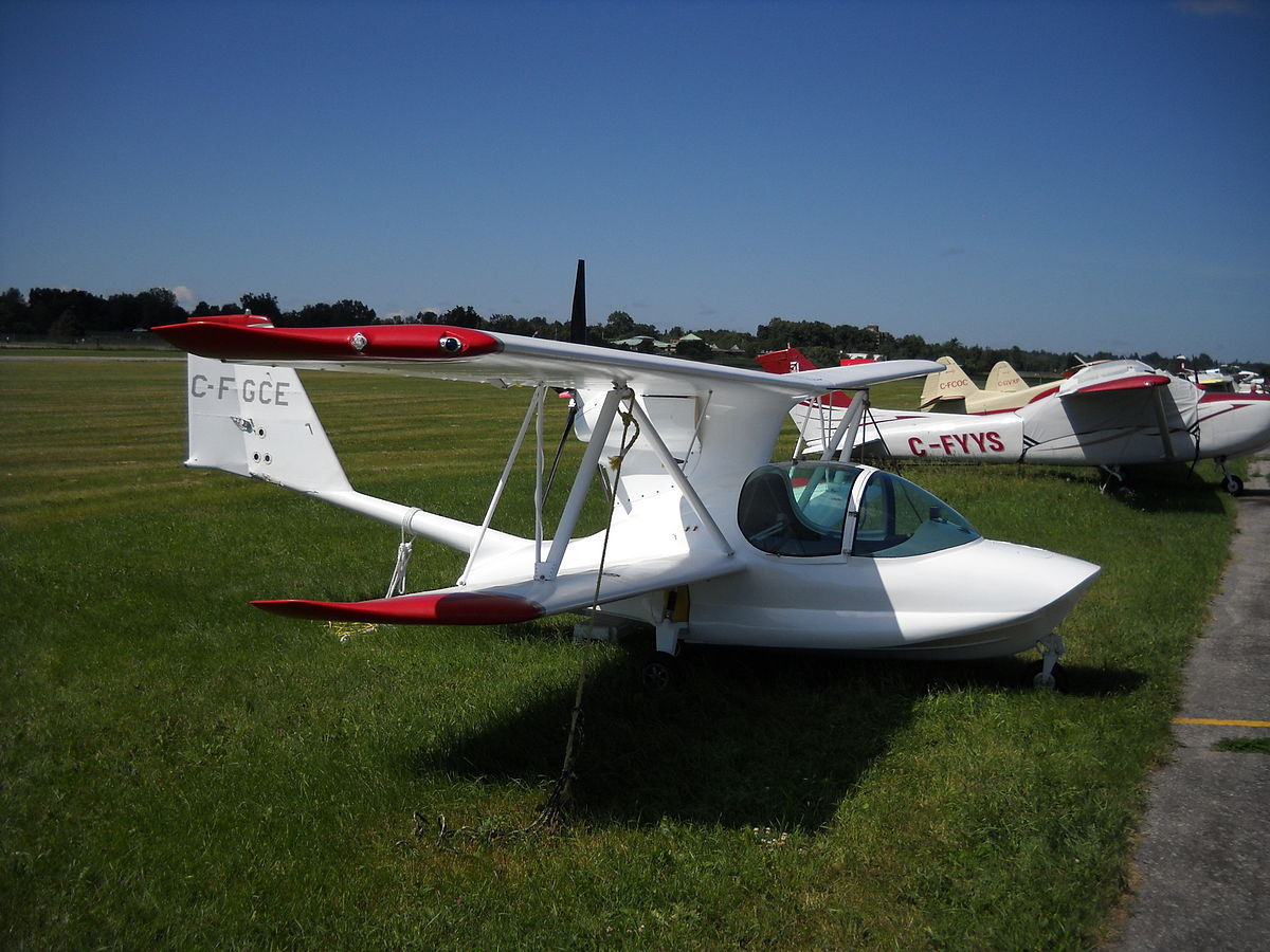 Flying canada. Aac Seastar. Легкий самолет амфибия. Самолет Сверхлегкий амфибия. Самодельный самолёт амфибия.