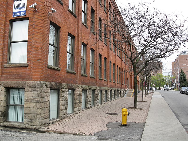 File:A big old brick building on the east side of Ontario Street -a.jpg