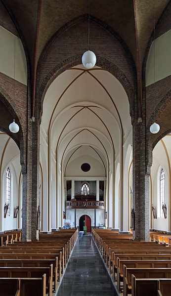 File:Aardenburg Maria Hemelvaartkerk R07.jpg