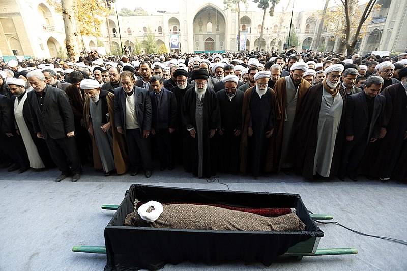 File:Ali Khamenei Praying for Mojtaba Tehrani's Body 05.jpg