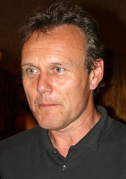 File:Anthony Stewart Head.jpg