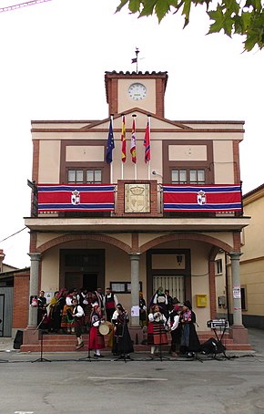 Ayuntamiento de Moraleja del Vino.jpg