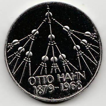 File:BRD - 5 DM 1979 G - Otto Hahn - Bildseite.jpg