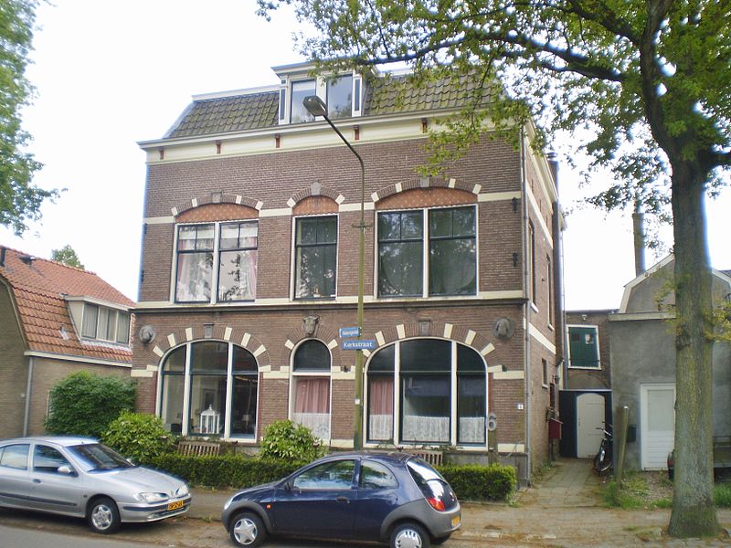 File:Baarn Kerkstraat6.JPG