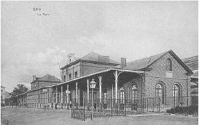 Bâtiment de la gare en état d'origine.