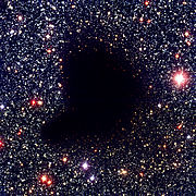 Barnard 68-იშ გლობულეფი, უხოლაში გლობულეფი ნამუეფი იდვალუაფუნა 410 სინთეშ წანაშ მაშორას. თინეფიშ დიამეტრი 12,500 ასტრონომიული ართული რე (დოხოლაფირო 2 ტრილიონი კმ.)