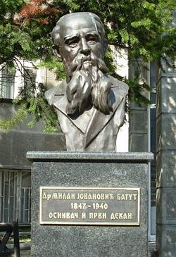 Bust of Milan Jovanovic Batuta in front of the Medical Faculty in Belgrade