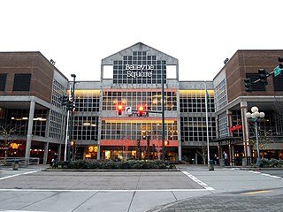 <span class="mw-page-title-main">Bellevue Square</span> Shopping mall in Washington, USA